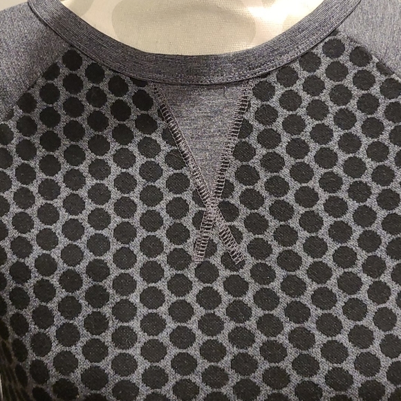 Van Heusen long sleeve crew neck - Picture 2 of 4